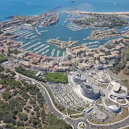 شقة Cap D T4 Duplex Center Port Private Parking Wifi Air Conditioning آجد