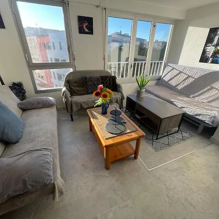 Cap D T4 Duplex Center Port Private Parking Wifi Air Conditioning * آجد