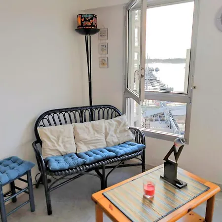 Cap D T4 Duplex Center Port Private Parking Wifi Air Conditioning * آجد