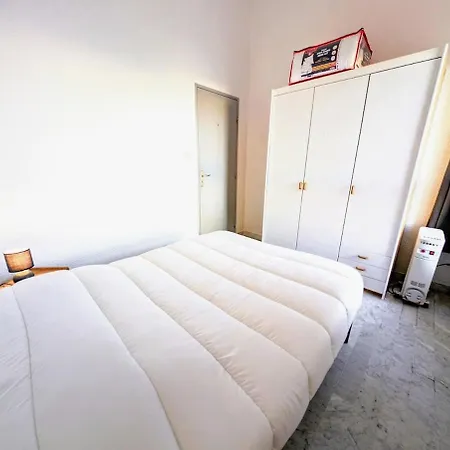 Cap D T4 Duplex Center Port Private Parking Wifi Air Conditioning شقة *