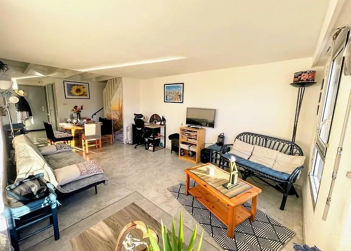 Daire Cap D T4 Duplex Center Port Private Parking Wifi Air Conditioning Agde