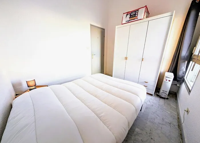 Cap D T4 Duplex Center Port Private Parking Wifi Air Conditioning Daire *